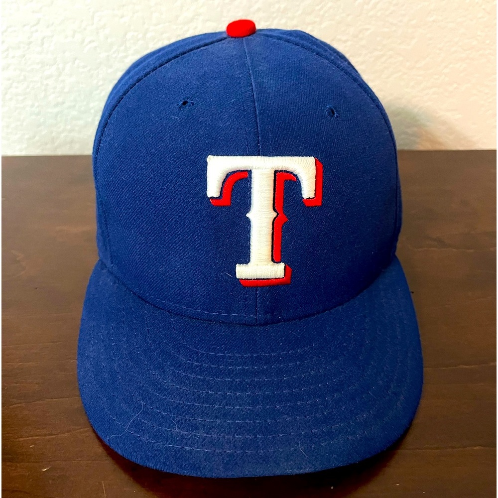 New Era 59Fifty Texas Rangers 7 1/4 Fitted Cap in Blue